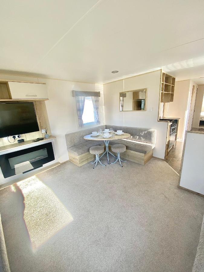 Thorpe Park Cleethorpes Caravan At Lakeside 84 Exterior photo